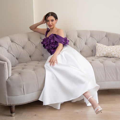 فستان بنفسجي بورود فاخرة