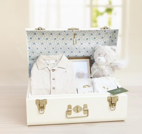 هدية مواليد أولاد لباس بيج أنيق