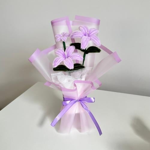 باقة بنفسجيه صغيره