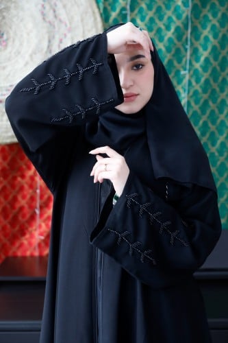 0083عبابه الفرسان باكمام مطرزه
