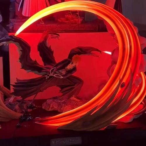 تماثيل إيتشيغو كوروساكي المضيئة