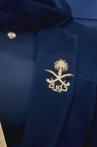 بروش بالاسم مع سيفين ونخلة