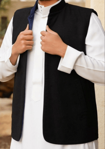 سديري جوخ لون اسود مع كحلي