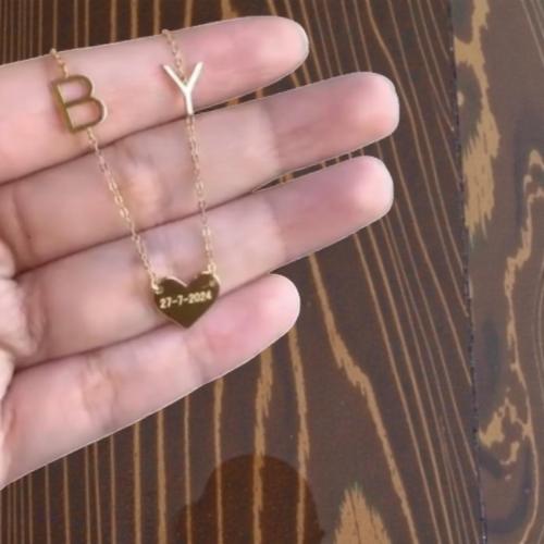 سلسال مخصص بالأحرف والتاريخ – هدية تحمل بصمتك الخا...