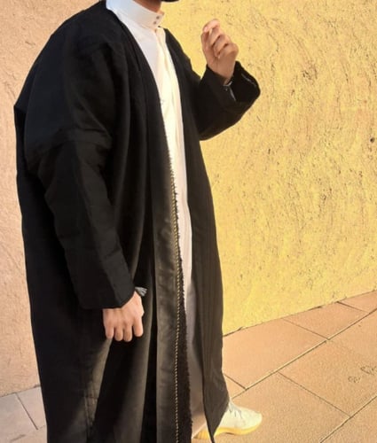 فروه قماش جوخ بإمكانك لبسها على الجهتين رمادي و أس...