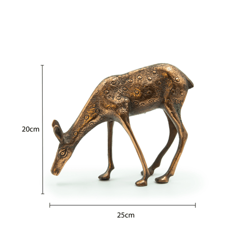 ثمثال نحاسي عتيق على شكل غزال