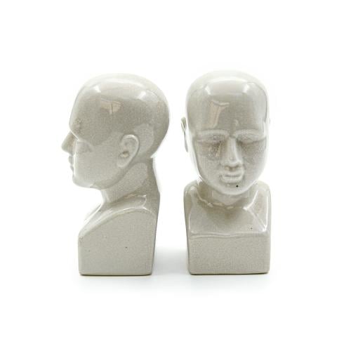 تمثال رأس من السيراميك