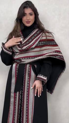 بشت نسائي جوخ شتوي مطرز بسدو مع شال