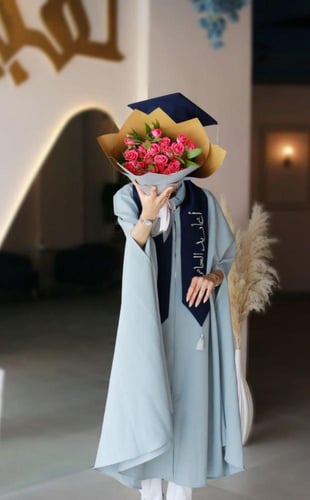 عبايات تخرج 2023 تفصيل العباية و تطريز الوشاح والق...