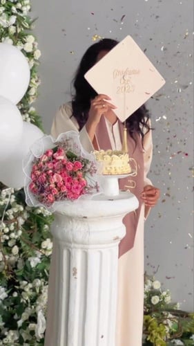 عباية تخرج 2023 تفصيل حسب الطلب