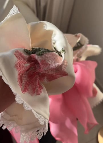 فستان أناقة الورد الملكي