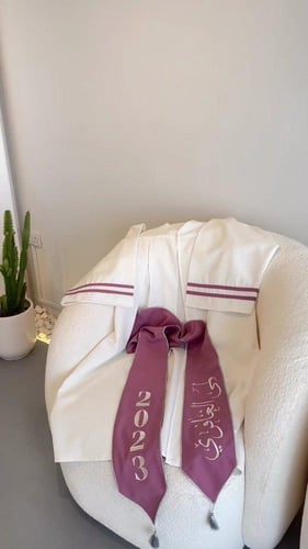 عباية تخرج 2023 تفصيل حسب الطلب