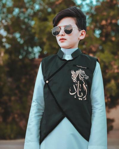 سديري بالاسم تصميم حسب الطلب