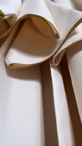 عبايات تخرج 2023 تصميم الاسماء حسب الطلب