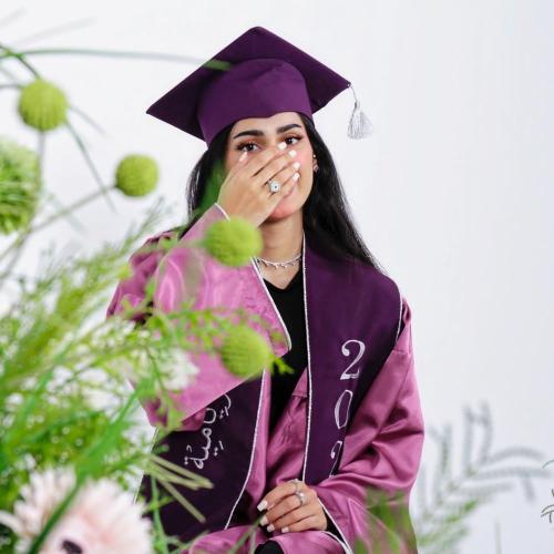 عباية تخرج 2024 قماش حرير تفصيل العباية و تطريز ال...