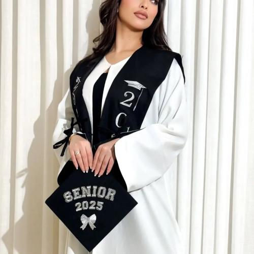 عبايات تخرج 2025 مصممة حسب الطلب