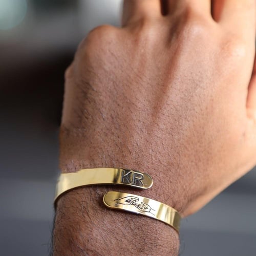 سواره بحفر ماسكين يد بعض