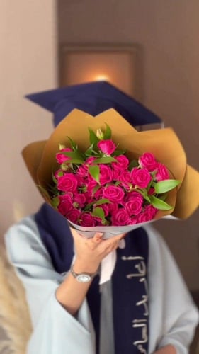 عبايات تخرج 2023 تفصيل العباية و تطريز الوشاح والق...