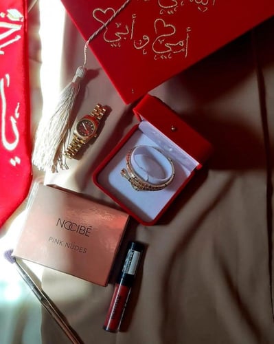 عباية تخرج 2024 تفصيل العباية و تطريز الوشاح والقب...