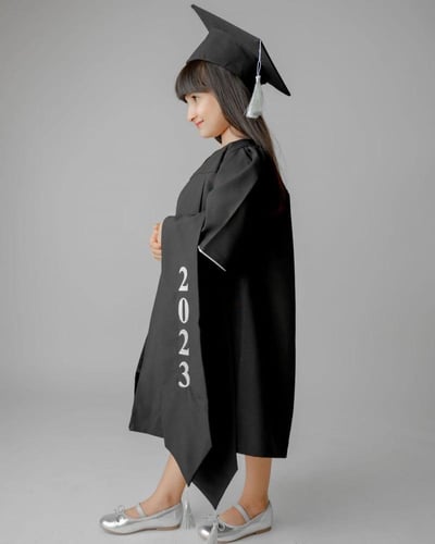 عباية تخرج اطفال مدارس