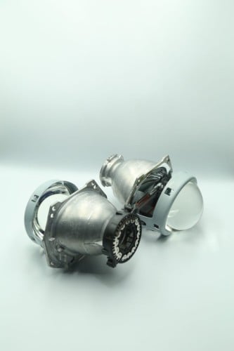 عدسات هيلا ليزر