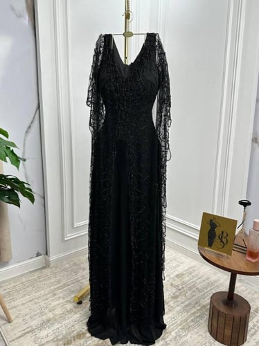 فستان راقي يخفي البطن