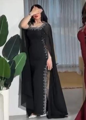 فستان راقي فخم