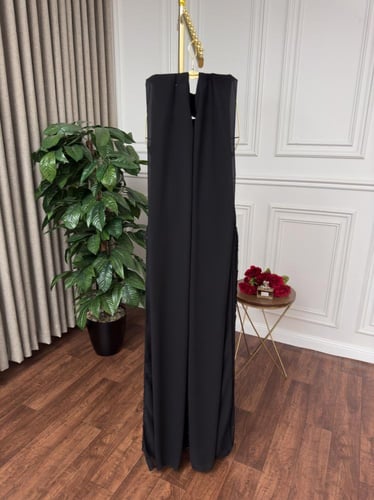 فستان اسود سهره راقي