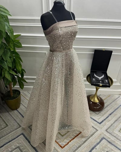 فستان سهرة تل مطرز راقي