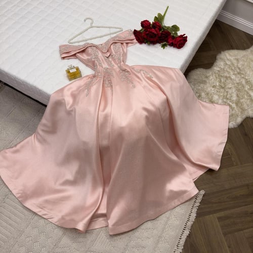 فستان لحمي دبل كلوش