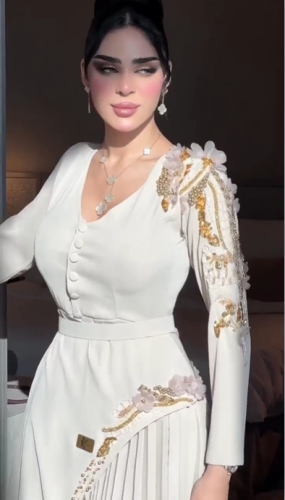 فستان راقي فخم