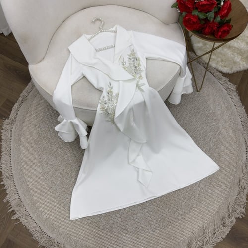 فستان راقي فخم