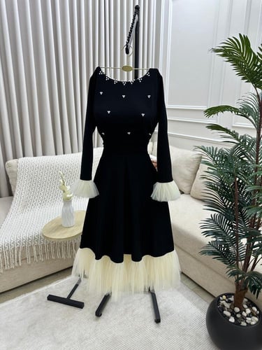 فستان بوليسه تول دبل كلوش