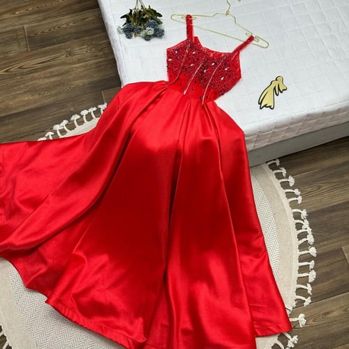 فستان نيلي تطريز دبل كلوش