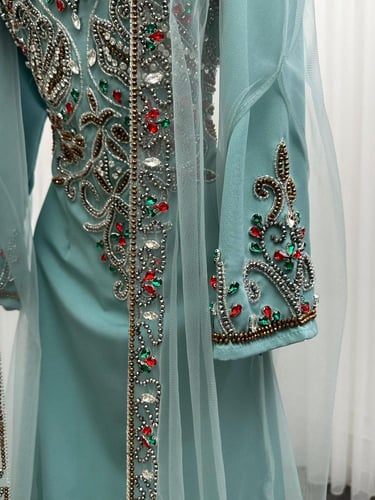 فستان راقي قطعتين شك يدوي زركون