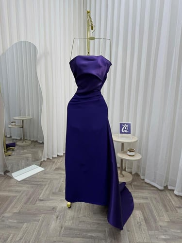 فستان الفراشه للعيد باربي