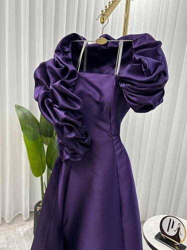 فستان ميكادو قصه