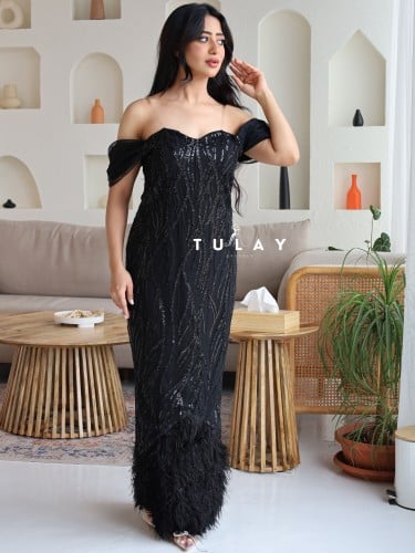 فستان ملكي ترتر ريش ناعم