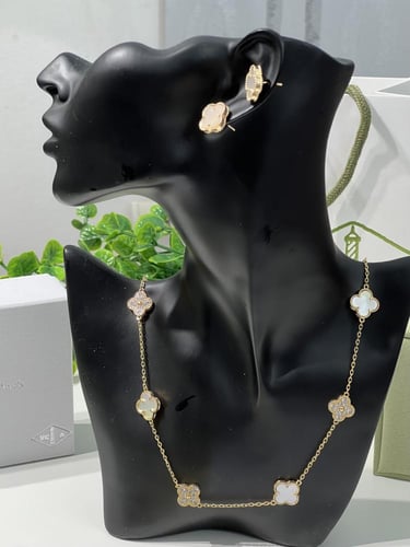 سلسال Van cleef لؤلؤي