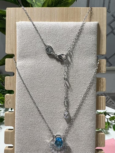 سلسال سوارفيسكي فضي كريستالة