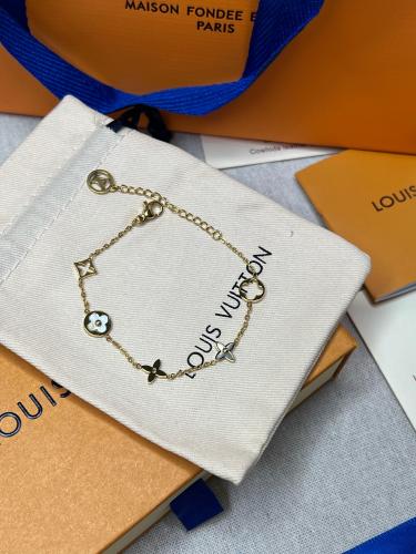 إسوارة LOUIS VUITTON معدن ذهبي
