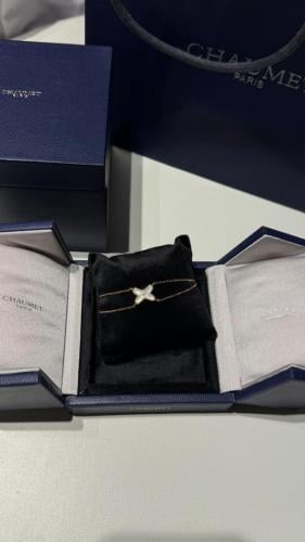 اسوارة CHAUMET ذهبي