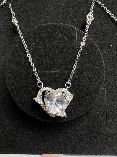 سلسال باندورا PANDORA فضي كرستالة ابيض