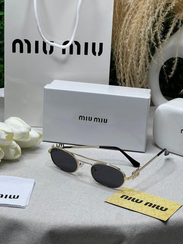 نظارة - MIU MIU اطار ذهبي عدسة أسود