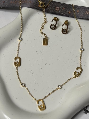 سلسال+ حلق MESSIKA معدن ذهبي