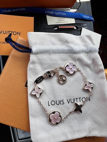 اسواره LOUIS VUITTON ذهبي - وردي ماستر