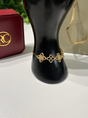 اسوارة roberto coin ذهبي