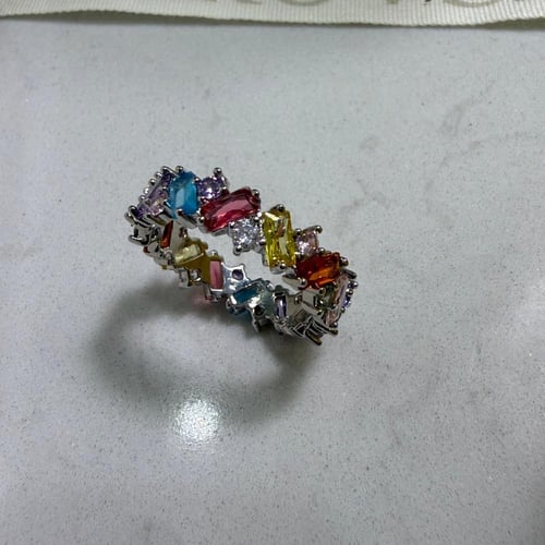 خاتم سوارفيسكي ملون