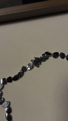 سلسال شوكر Galet- apm ( ذهبي -فضي )