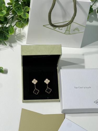 حلق Van cleef أسود